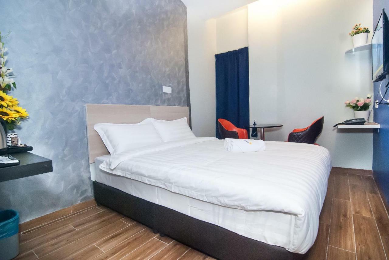 Good 9 Hotel - Bukit Dahlia Johor Bahru Zewnętrze zdjęcie